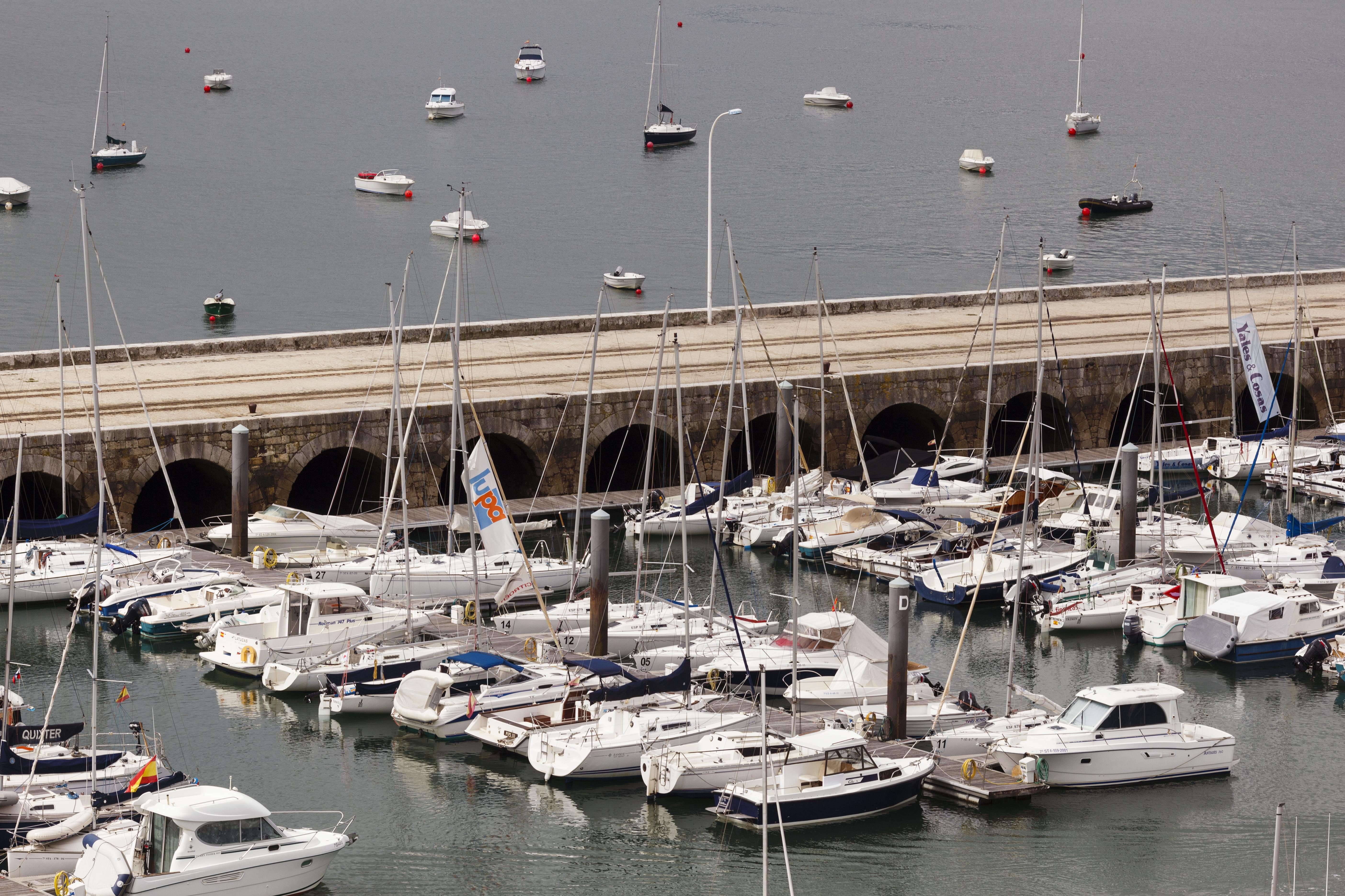 Vincci Puertochico Hotel Santander Bagian luar foto