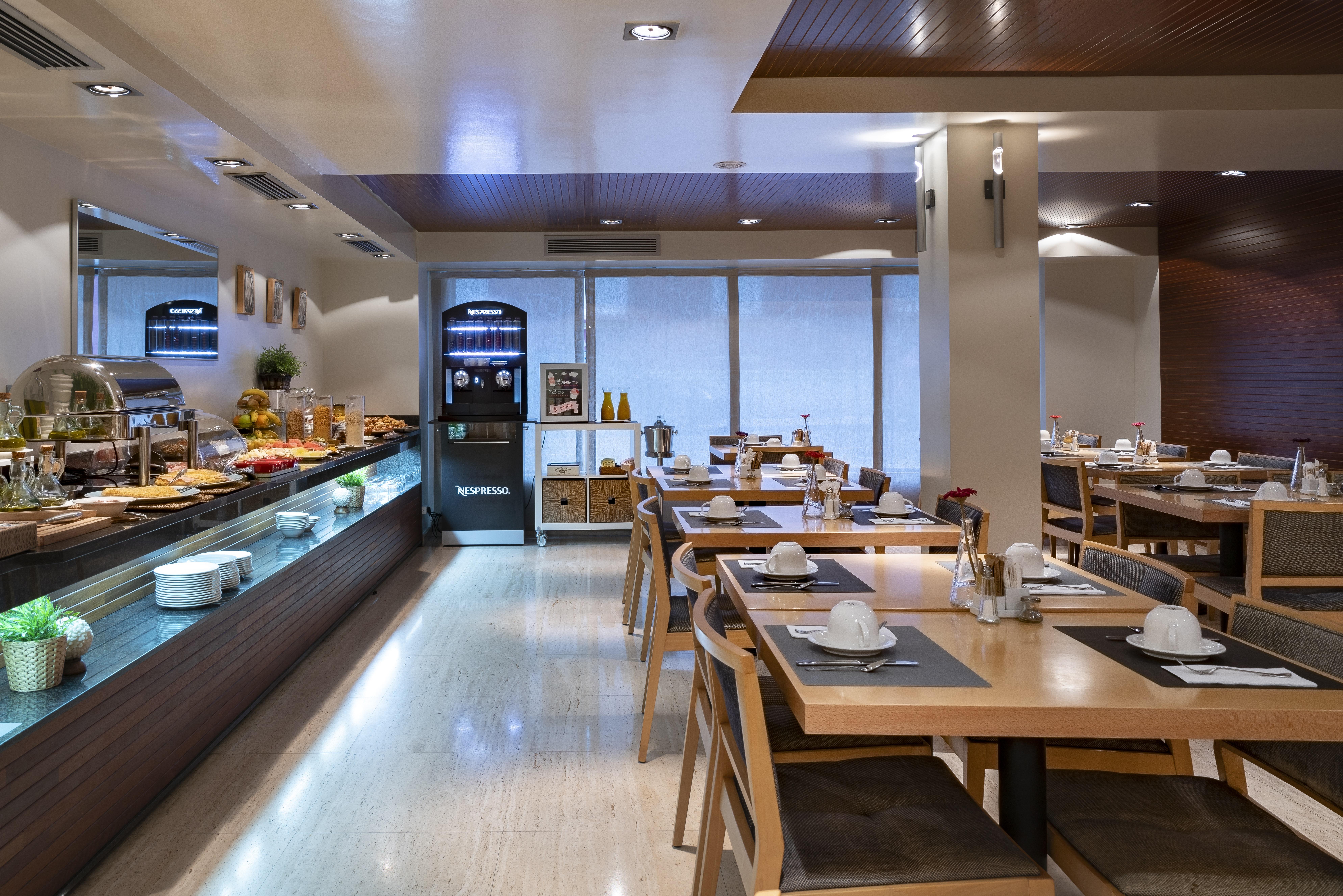 Vincci Puertochico Hotel Santander Bagian luar foto