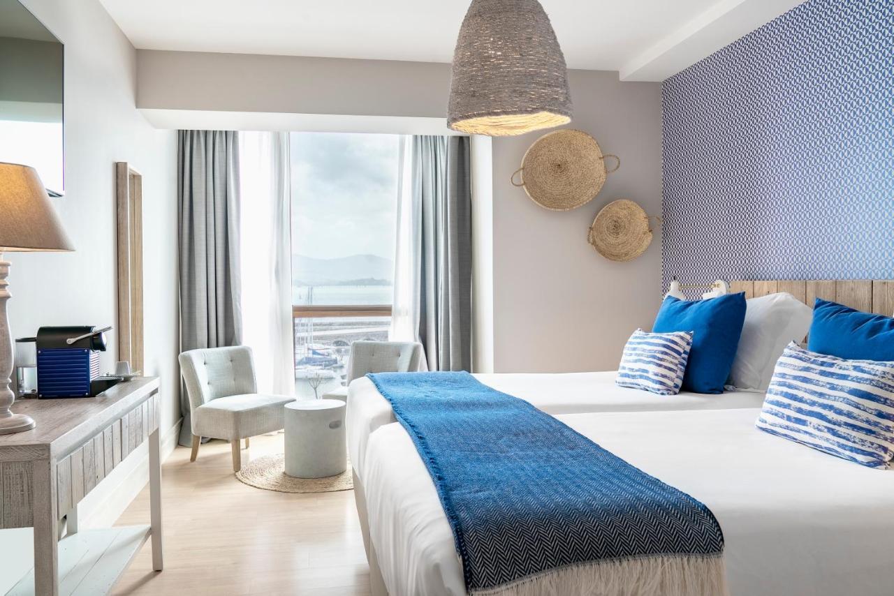Vincci Puertochico Hotel Santander Bagian luar foto